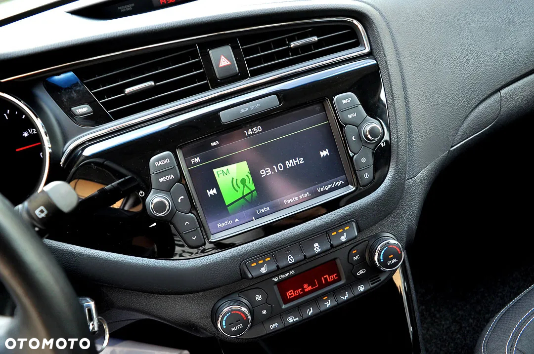 Kia Ceed 1.4 L Business Line Plus - 31