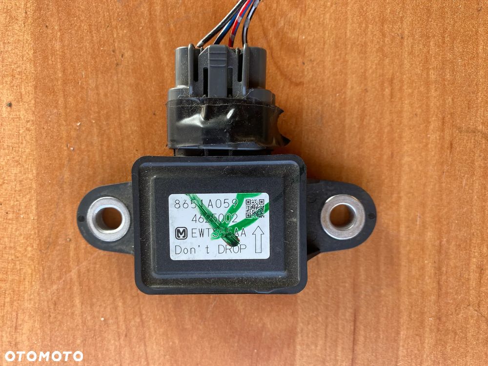 MODUŁ CZUJNIK PRZYŚPIESZENIA PRZECHYŁU MITSUBISHI L200 8651A059 - 1