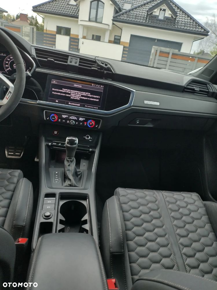 Audi RS Q3 2.5 TFSI Sportback quattro S tronic - 11