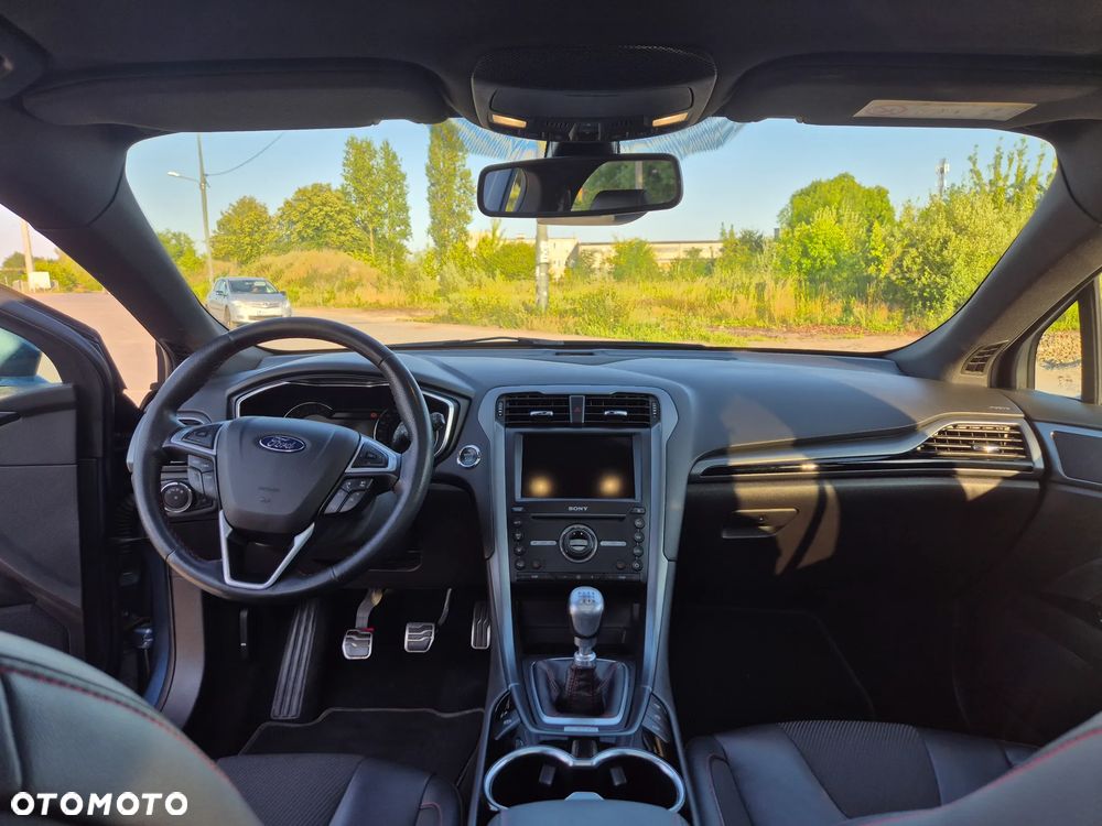 Ford Mondeo 1.5 EcoBoost ST-Line X - 22