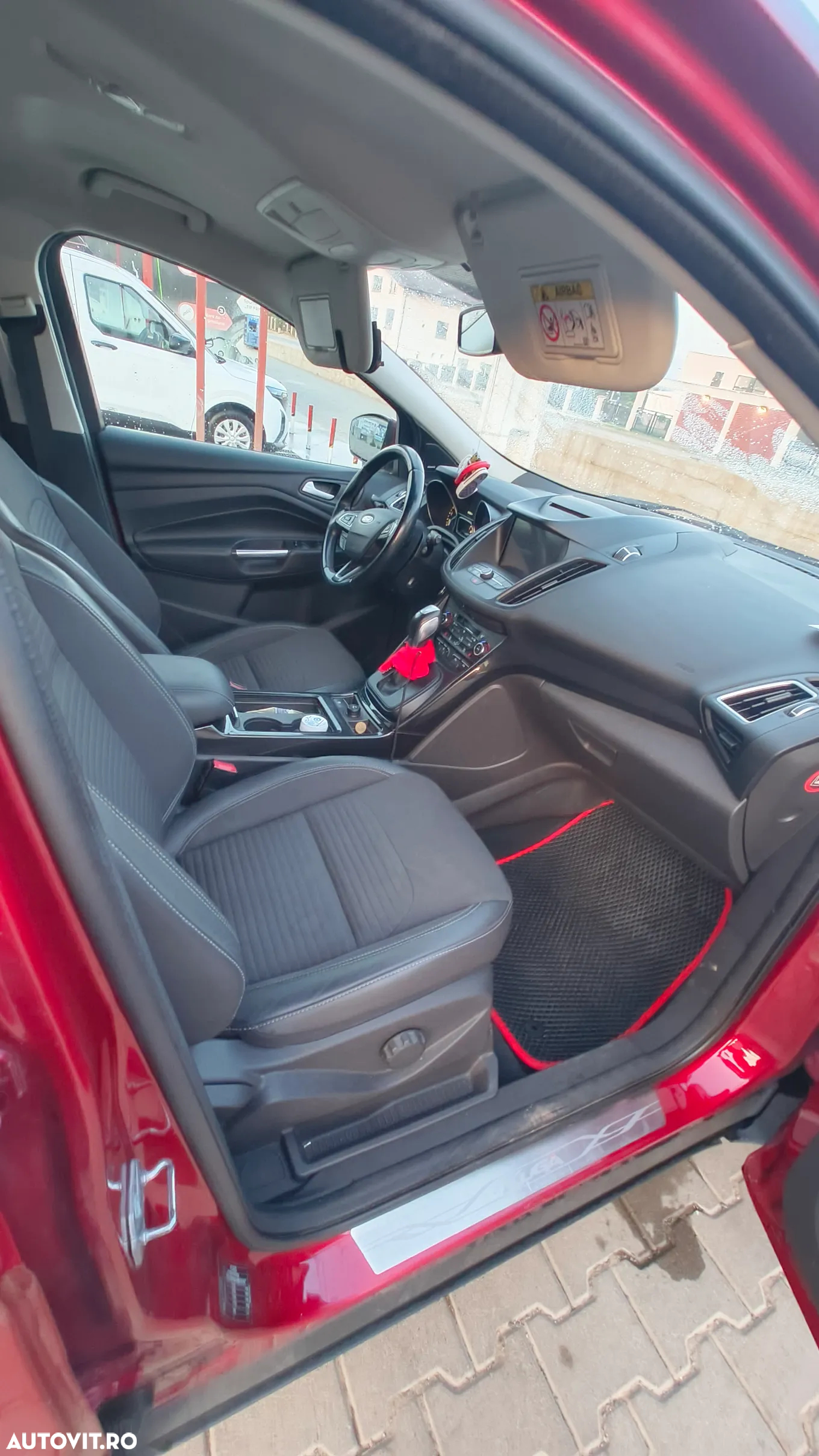 Ford Kuga 2.0 TDCi 4WD Powershift Titanium - 12