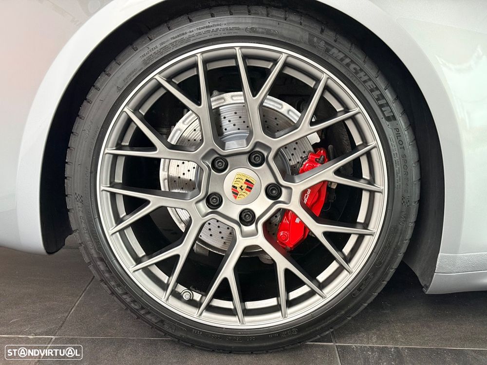 Porsche 911 (992) Carrera PDK - 12