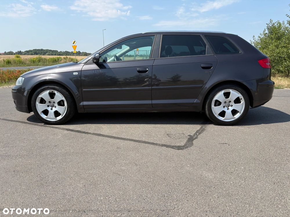 Audi A3 Sportback 2.0 TDI Ambiente - 23
