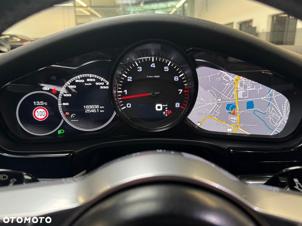 Porsche Panamera - 15