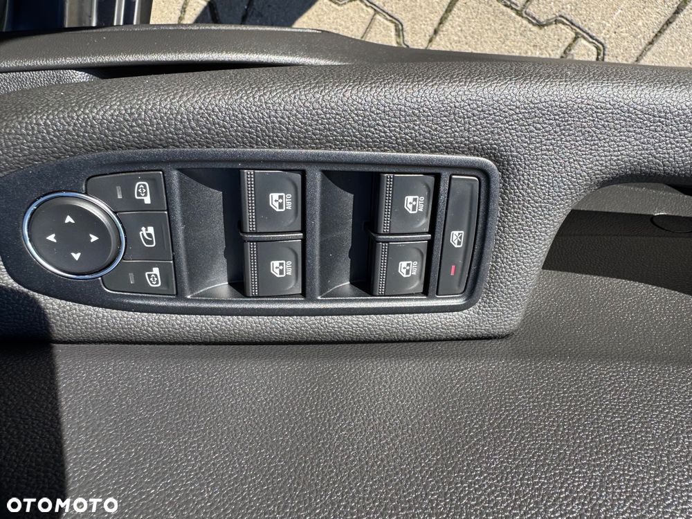 Renault Clio TCe 100 INTENS - 20