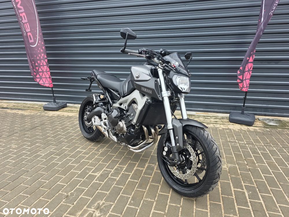 Yamaha MT - 1