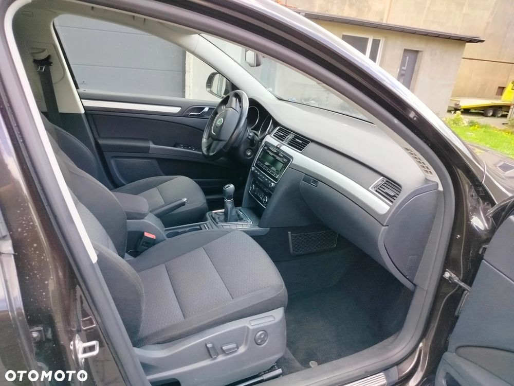 Skoda Superb 1.6 TDI GreenLine - 5