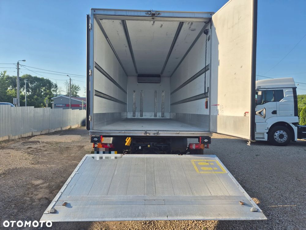 MAN TGM 18.290 Thermo King T-800r 2 zbiorniki z Niemiec 7.3m / 18 palet / winda i drzwi / OKAZJA - 7