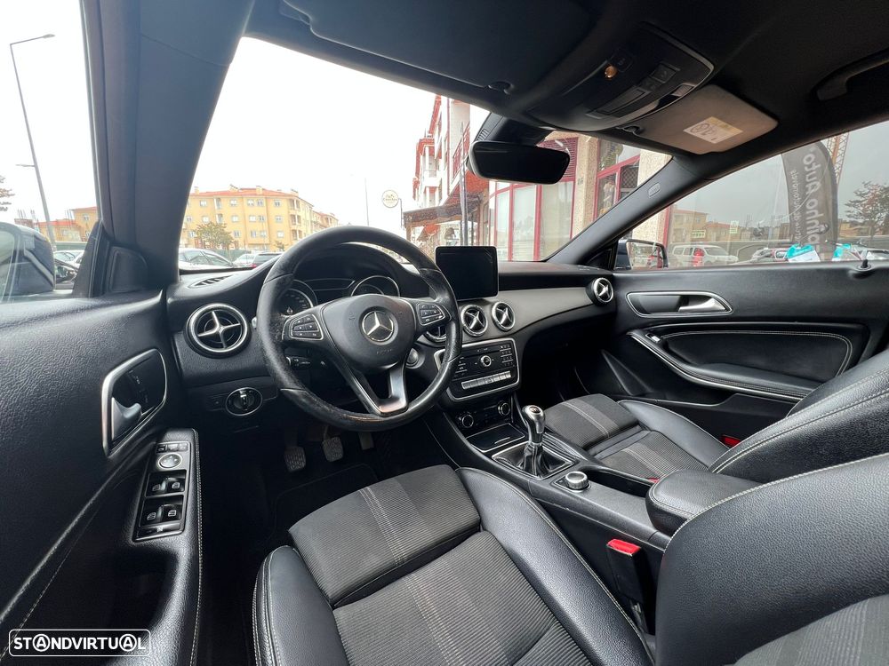 Mercedes-Benz CLA 180 CDI Urban - 4