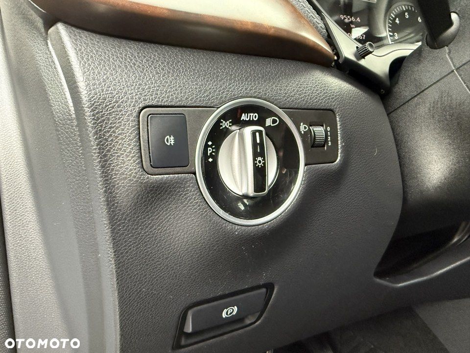 Mercedes-Benz Klasa B 180 (BlueEFFICIENCY) 7G-DCT - 22