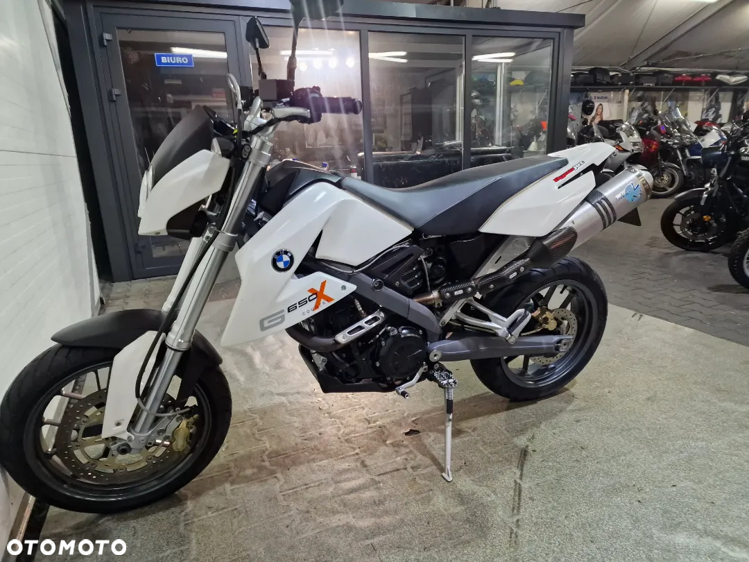BMW G - 26