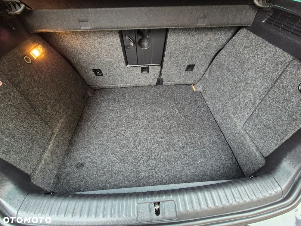 Volkswagen Tiguan 2.0 TDI 4Mot R-Style - 28