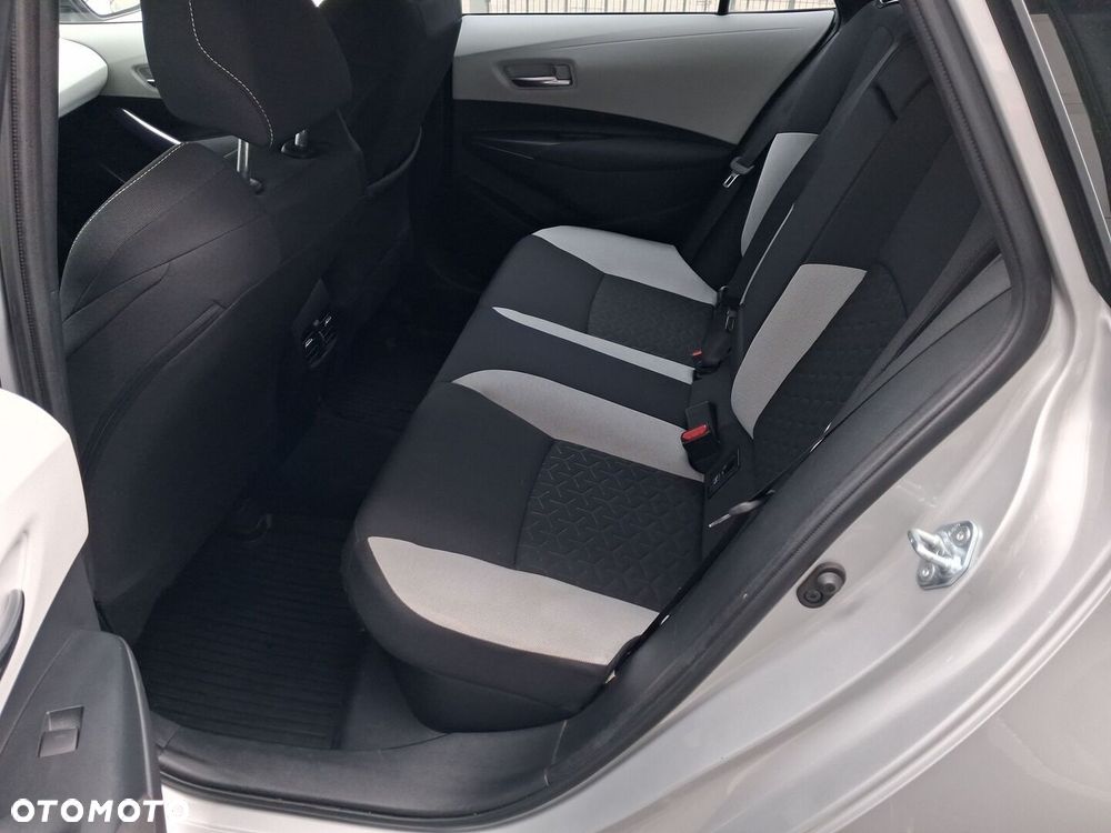 Toyota Corolla 1.8 Hybrid Comfort - 15
