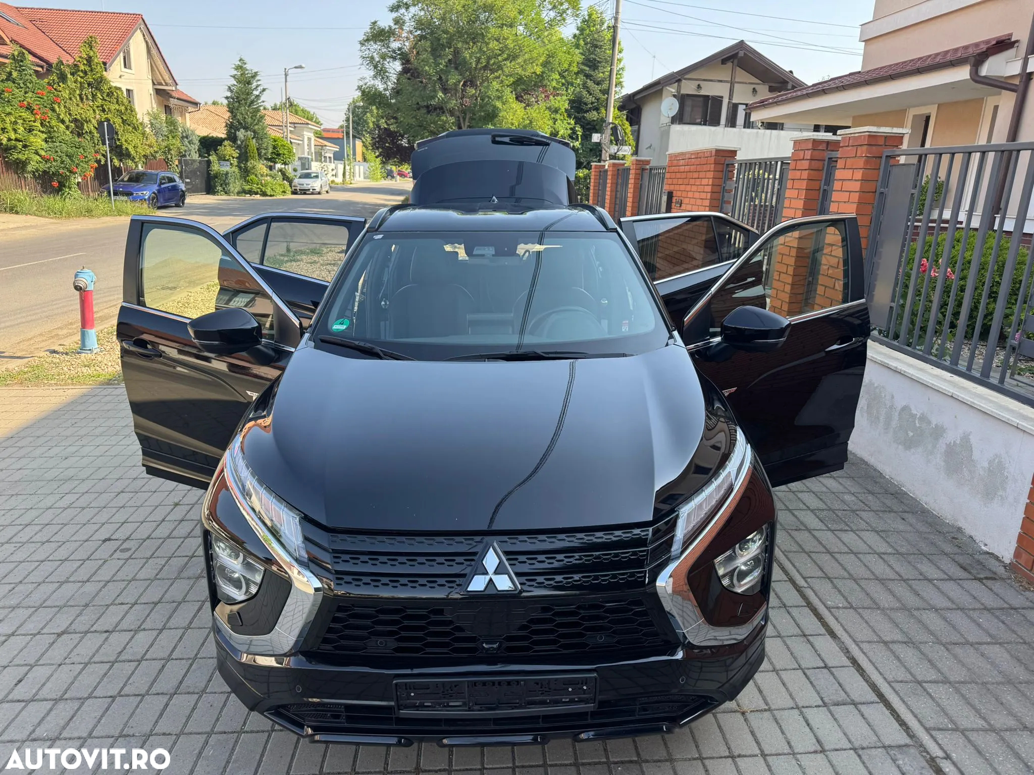 Mitsubishi Eclipse-Cross Plug-In Hybrid 4WD Plus Select - 2