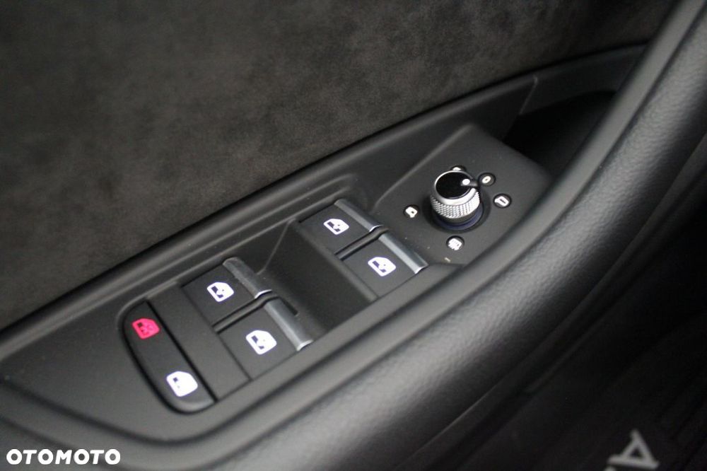Audi A4 Allroad - 16