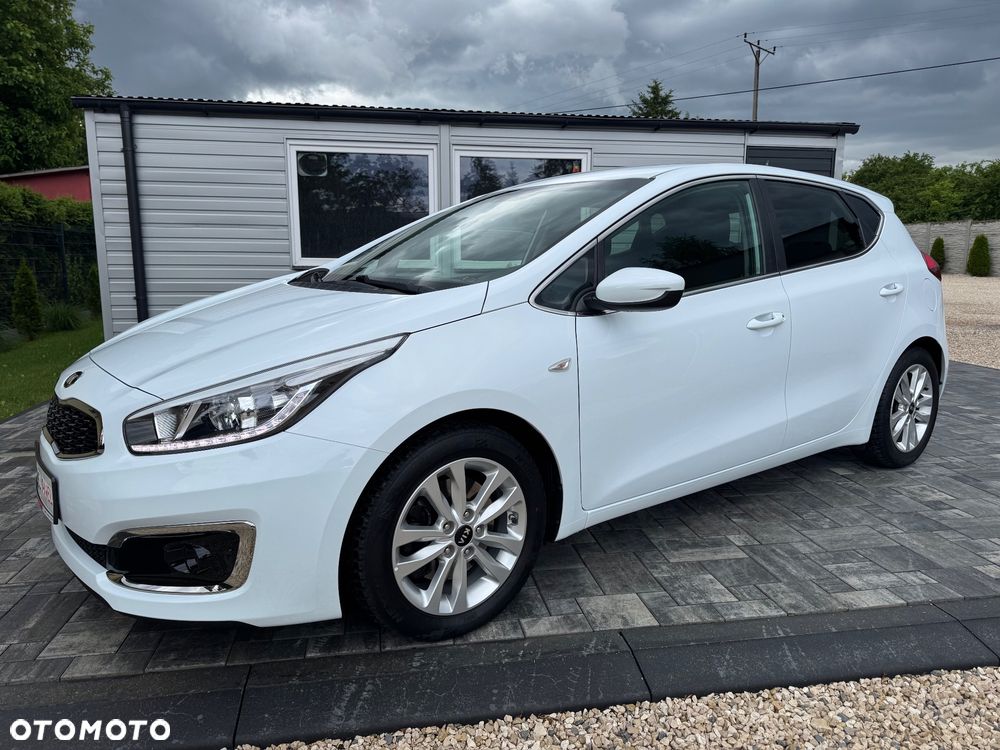 Kia Ceed 1.4 CVVT ISG Dream-Team Edition - 12