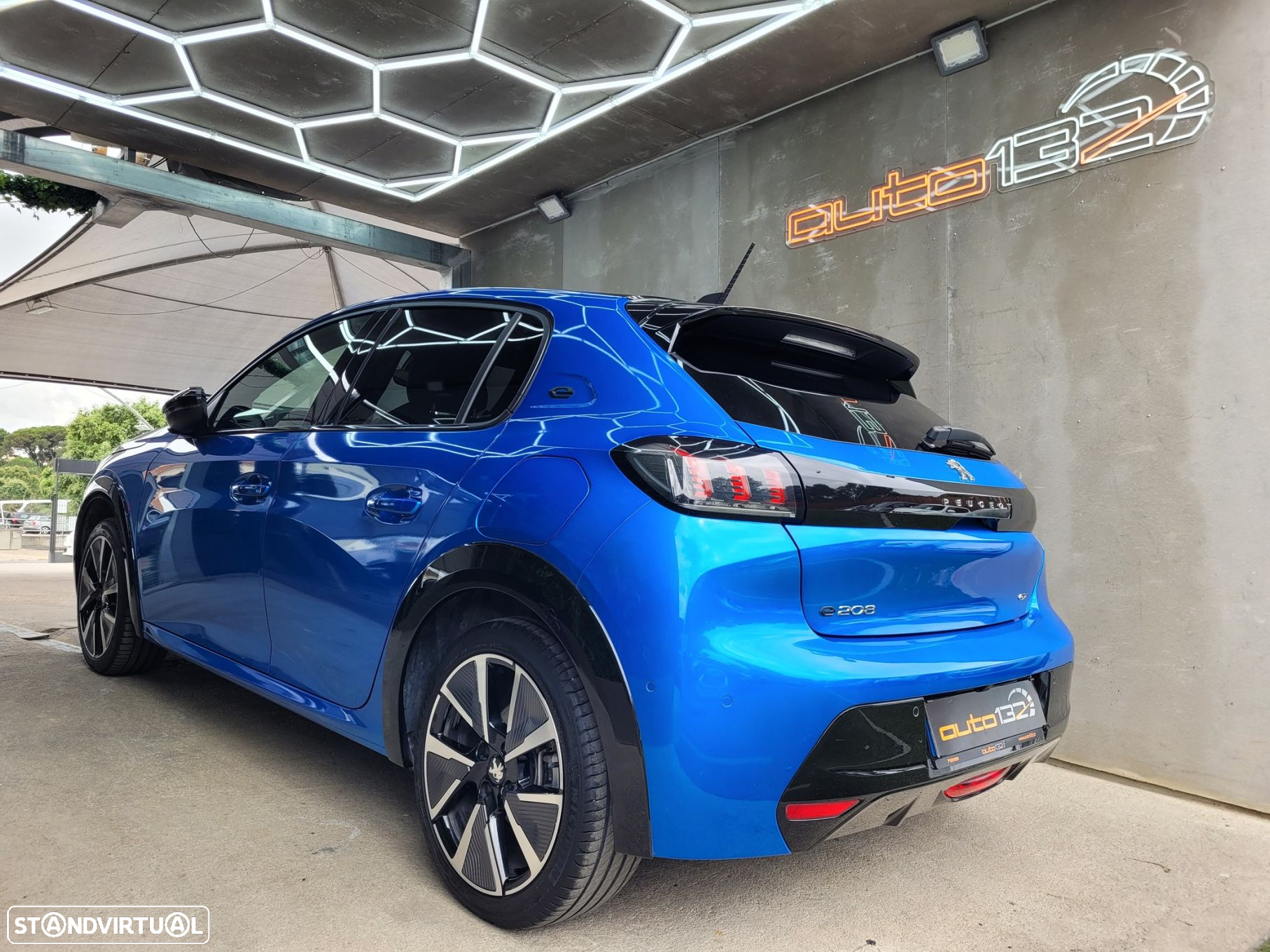 Peugeot e-208 50 kWh GT Line - 4