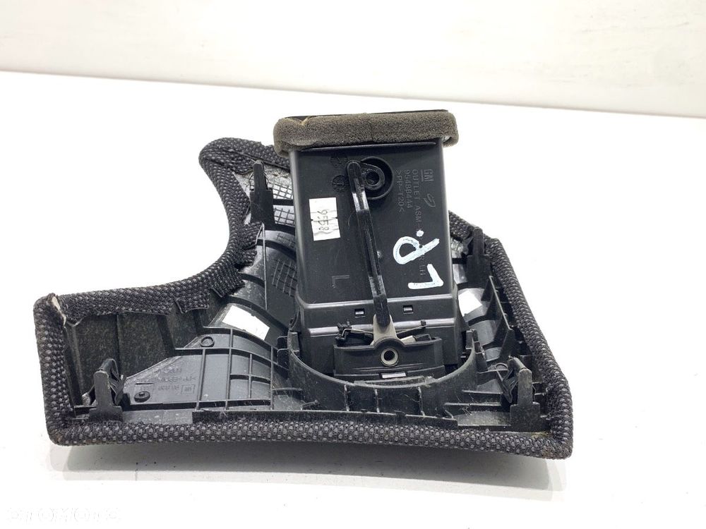 KRATKA NAWIEWU LEWY PRZÓD  CHEVROLET CRUZE (J300) 2009 - 2022 1.6 91 kW [124 KM] benzyna 2009 - - 2