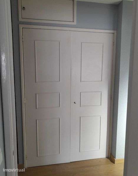 Apartamento T2 remodelado na Quinta do Mendes - Grande imagem: 5/9