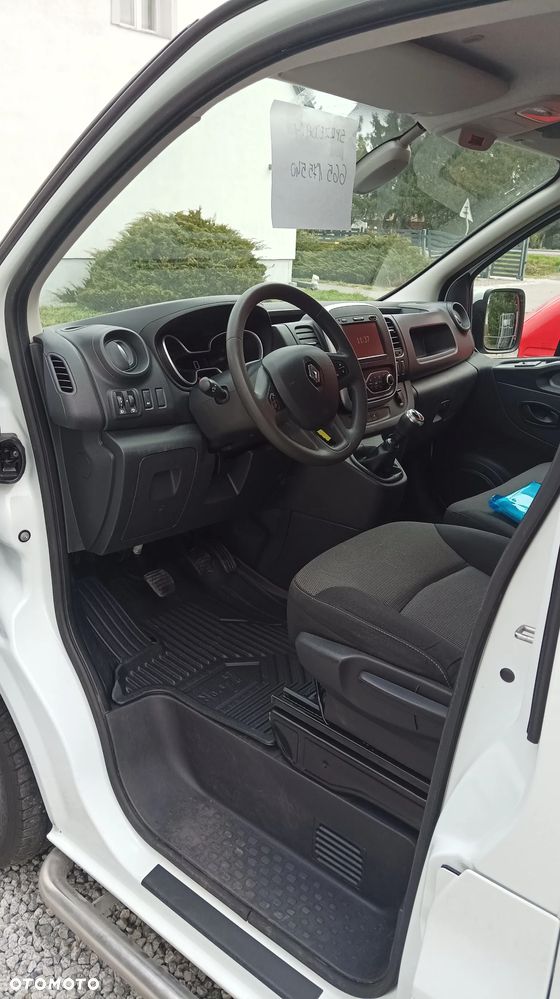 Renault Trafic - 13