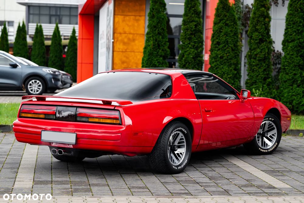 Pontiac Firebird - 4