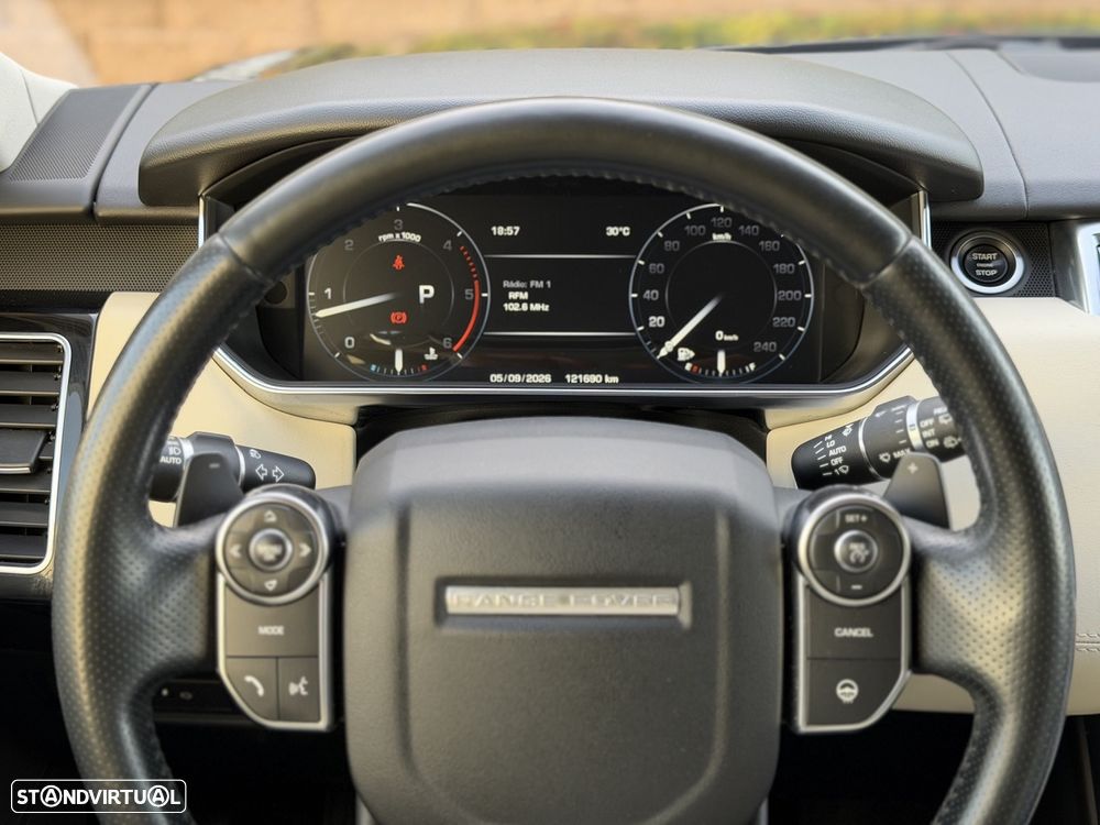 Land Rover Range Rover Sport 3.0 SDV6 HSE Dynamic - 17