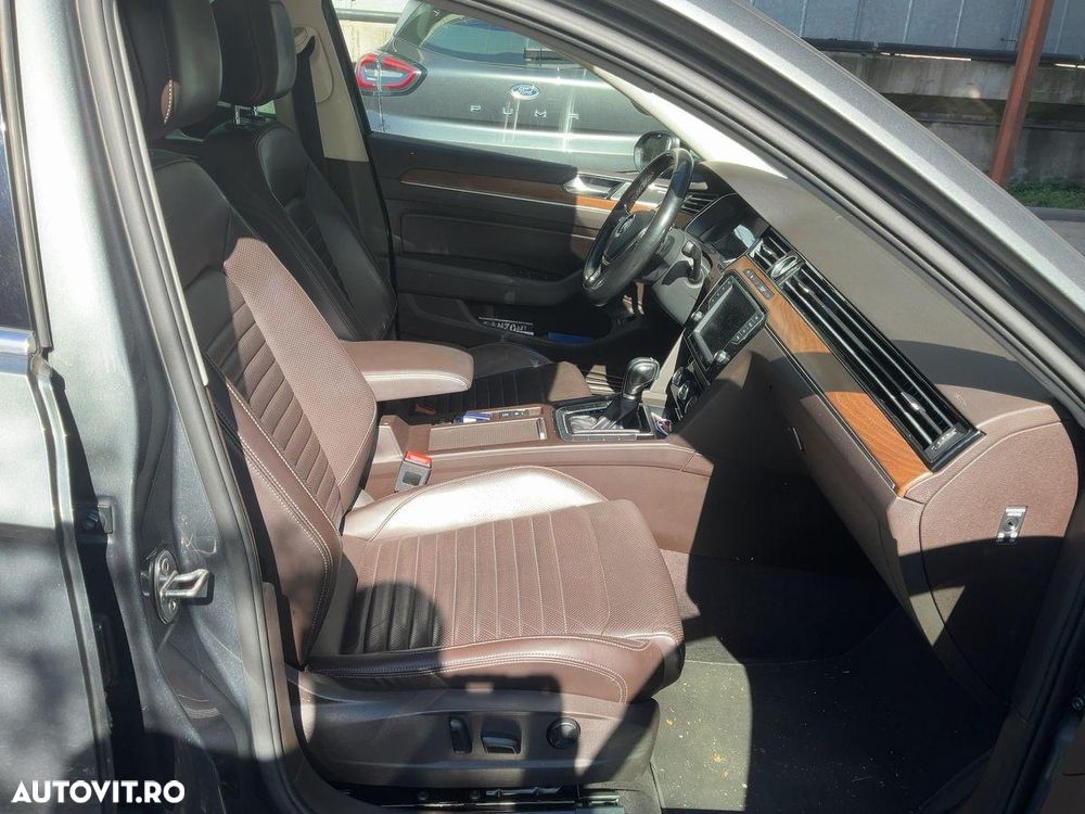 Volkswagen Passat Variant 2.0 TDI SCR 4Motion DSG Highline - 5