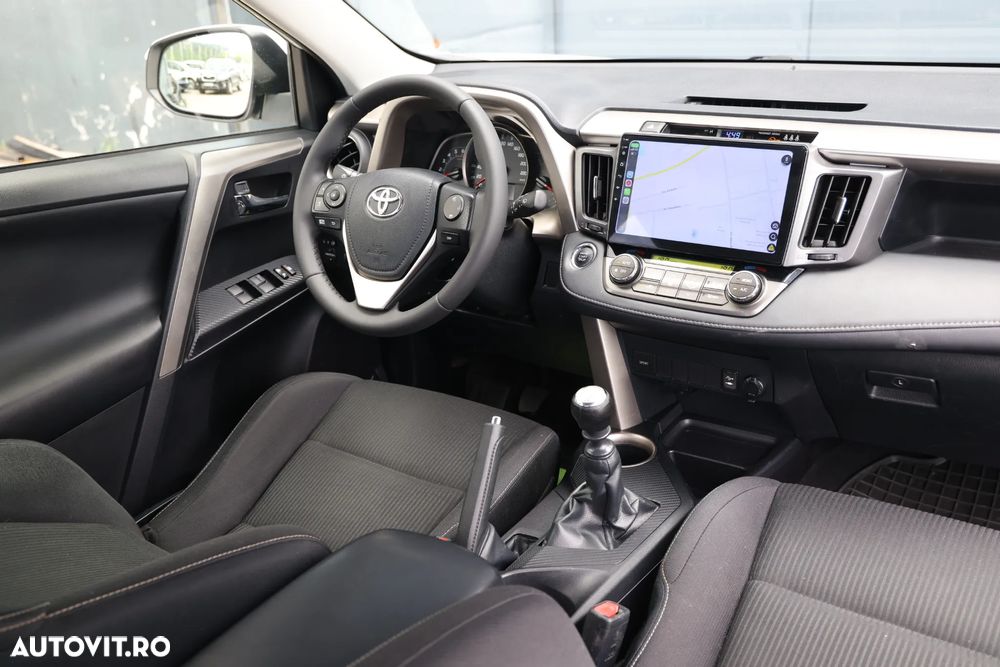 Toyota RAV4 2.0 D-4D 4x4 - 18