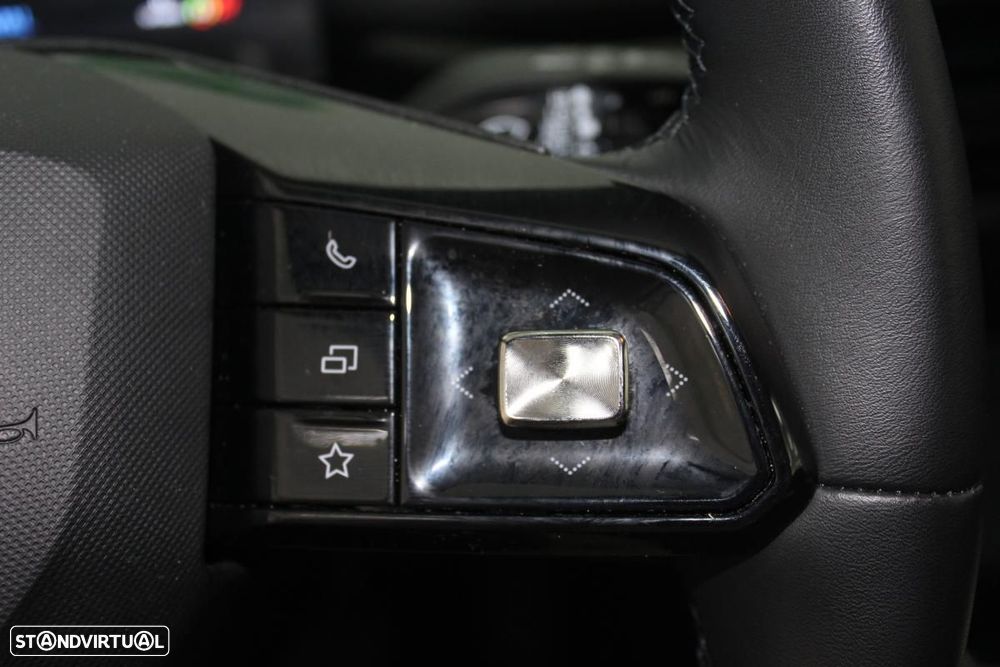 MG MG4 77 kWh Extended Range Luxury - 17