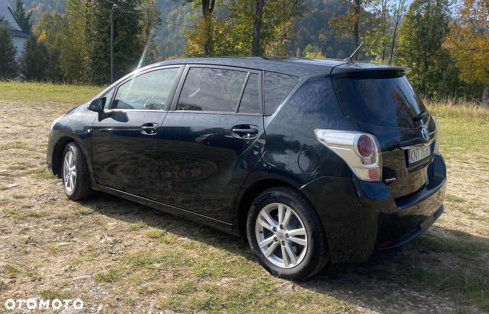Toyota Verso 2013 photo 3