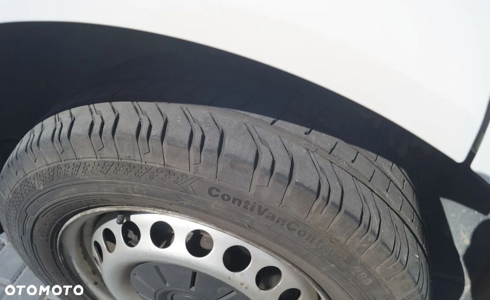 Volkswagen Transporter - 15