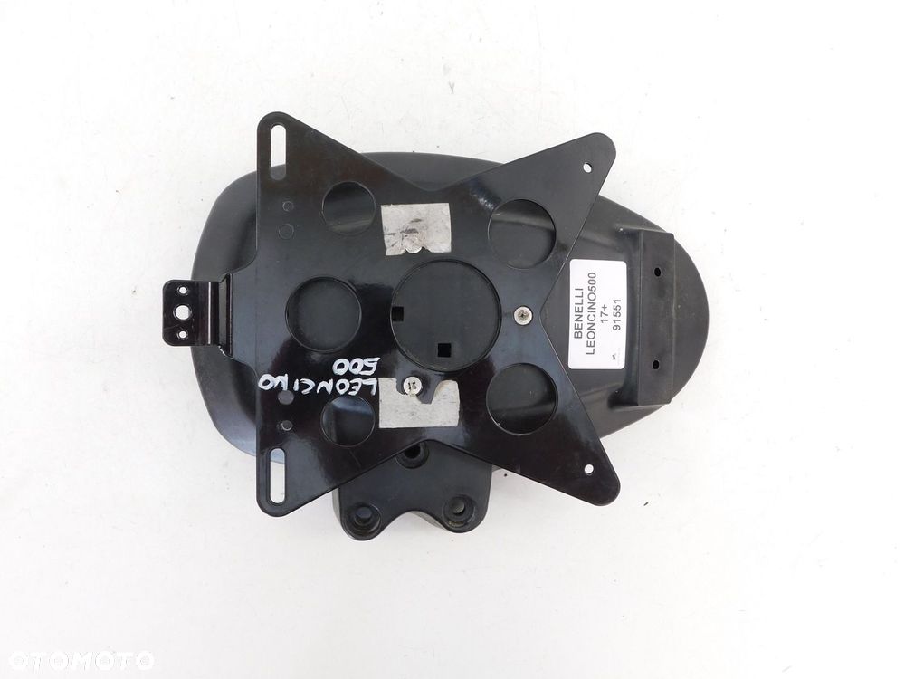 BENELLI LEONCINO 500 17 MOCOWANIE TABLICY REJESTRACYJNEJ TYŁ - 1