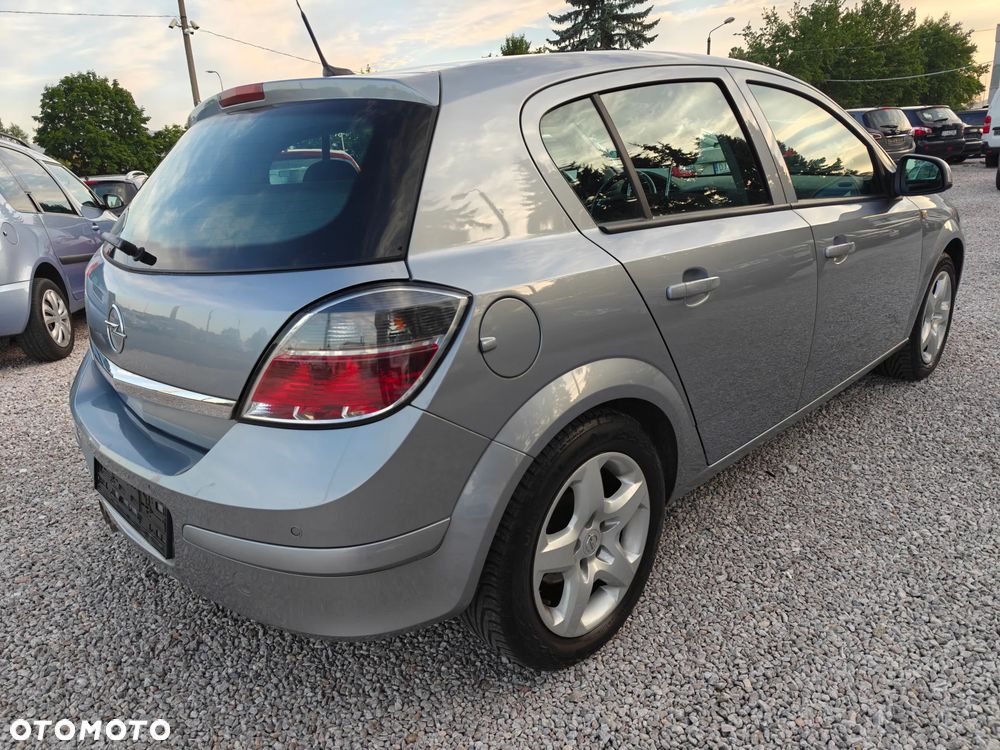 Opel Astra - 33