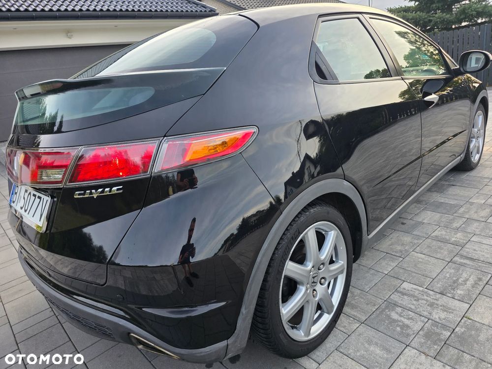 Honda Civic 1.8 Comfort - 3