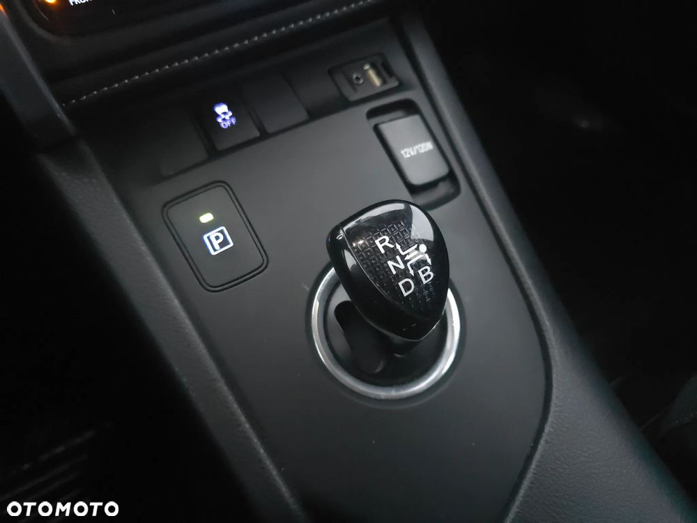 Toyota Auris Hybrid 135 Comfort - 29