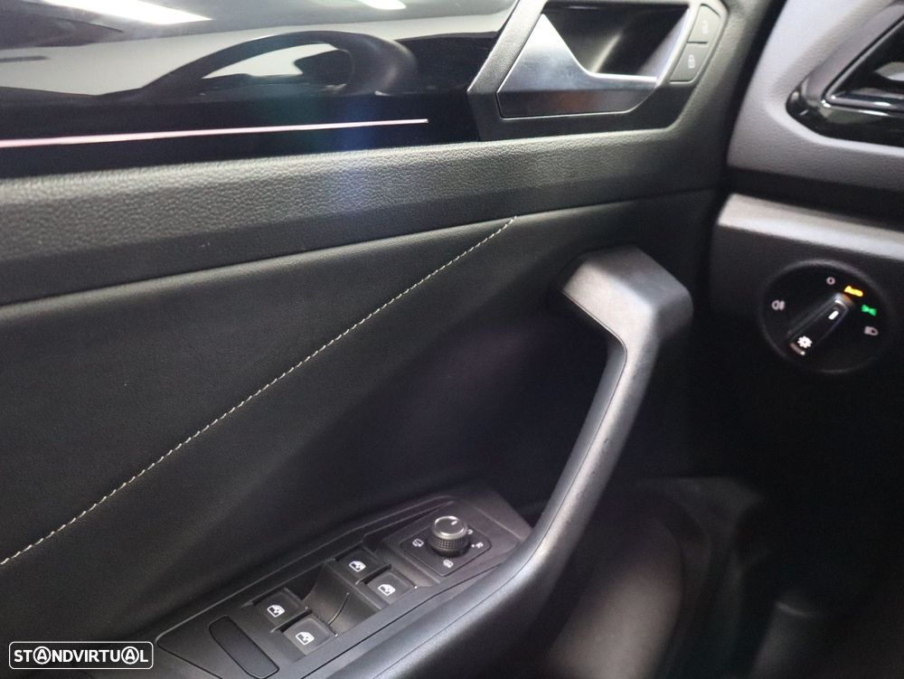 VW T-Roc 1.5 eTSI Style DSG - 23