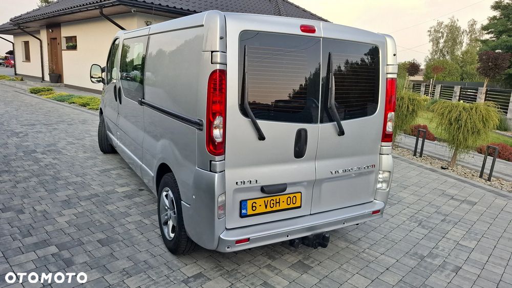 Opel VIVARO - 2
