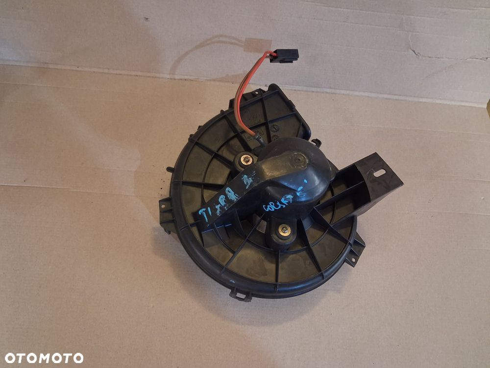 Wentylator nawiewu nagrzewnicy OPEL TIGRA B  00643T  OE - 1