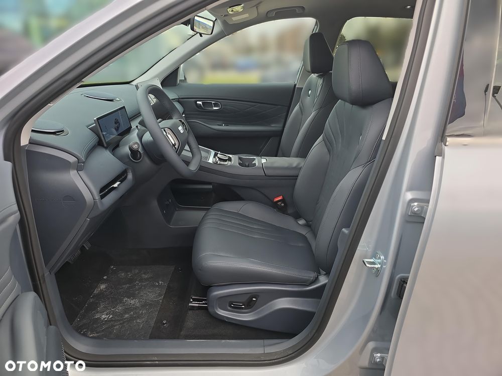 Geely Starray EM-i 1.5 PHEV Pro - 11