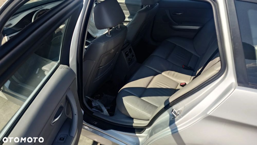 BMW E91 320D 06R 2.0 120 KW NA CZĘŚCI - 6