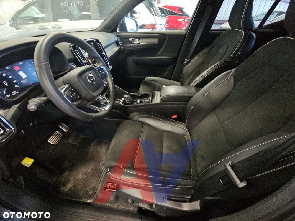 Volvo XC 40 - 9