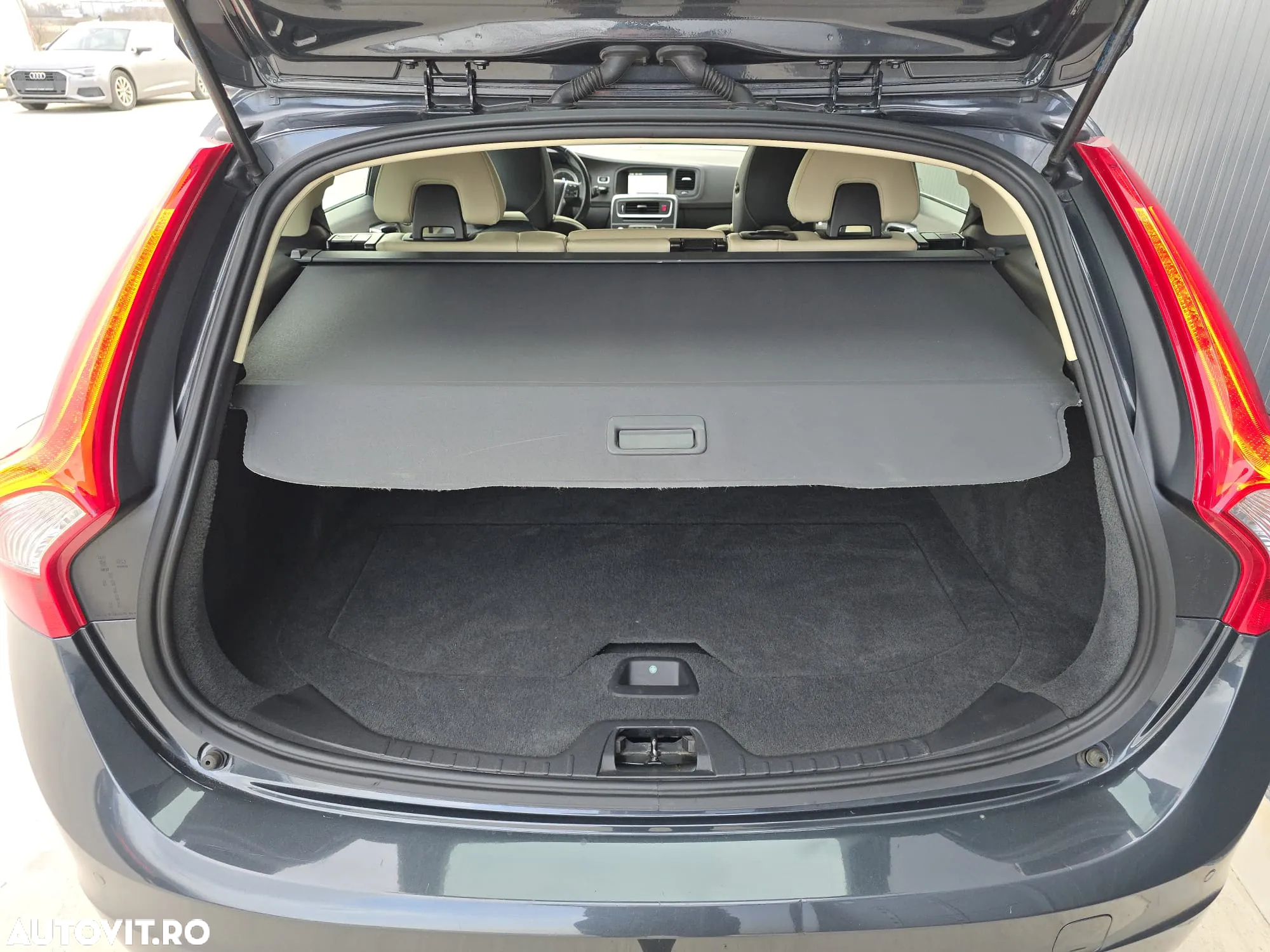 Volvo V60 D3 Start-Stop Momentum - 22