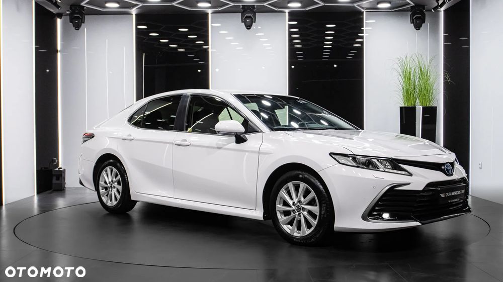 Toyota Camry 2.5 Hybrid Comfort CVT - 9