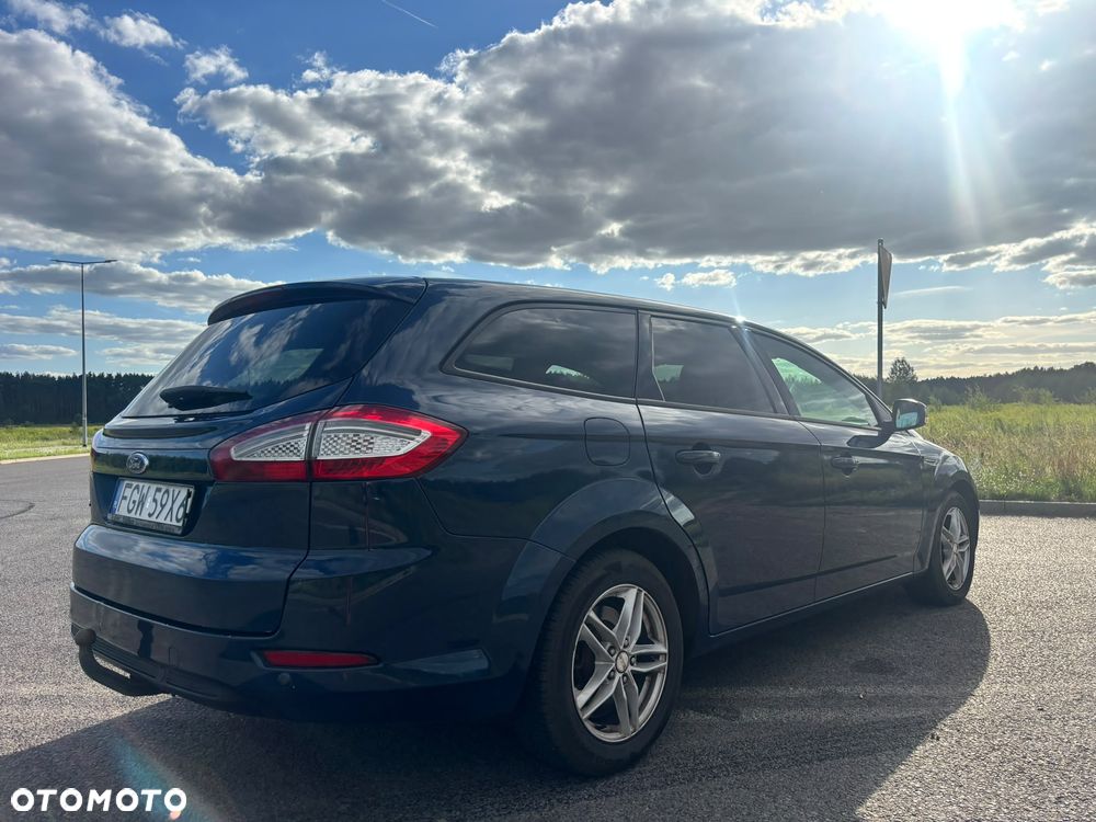 Ford Mondeo 2.0 TDCi Ambiente - 10