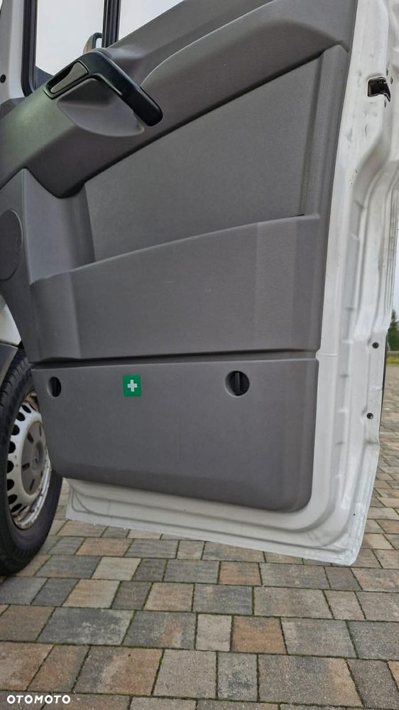 Mercedes-Benz SPRINTER - 8