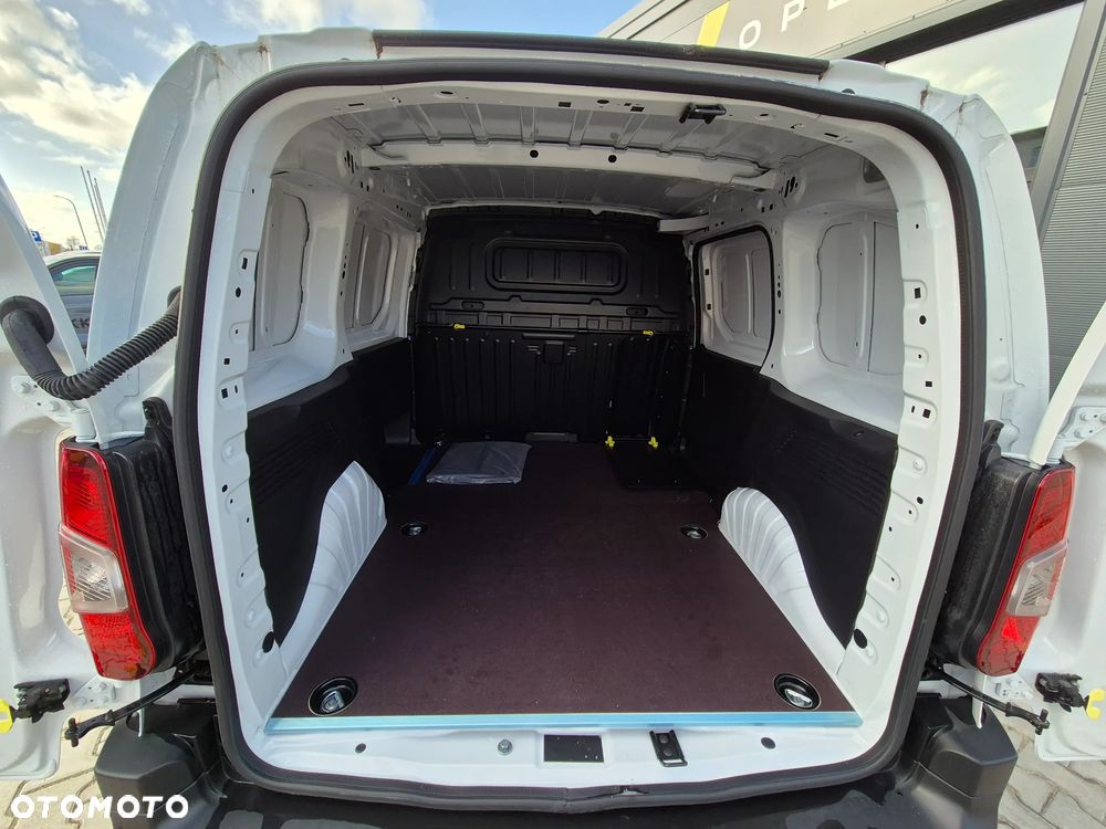 Opel Combo M - 15