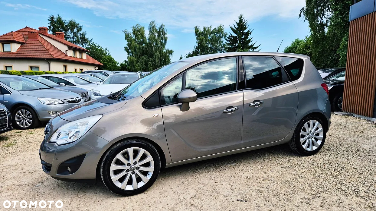Opel Meriva 1.4 T Cosmo - 26