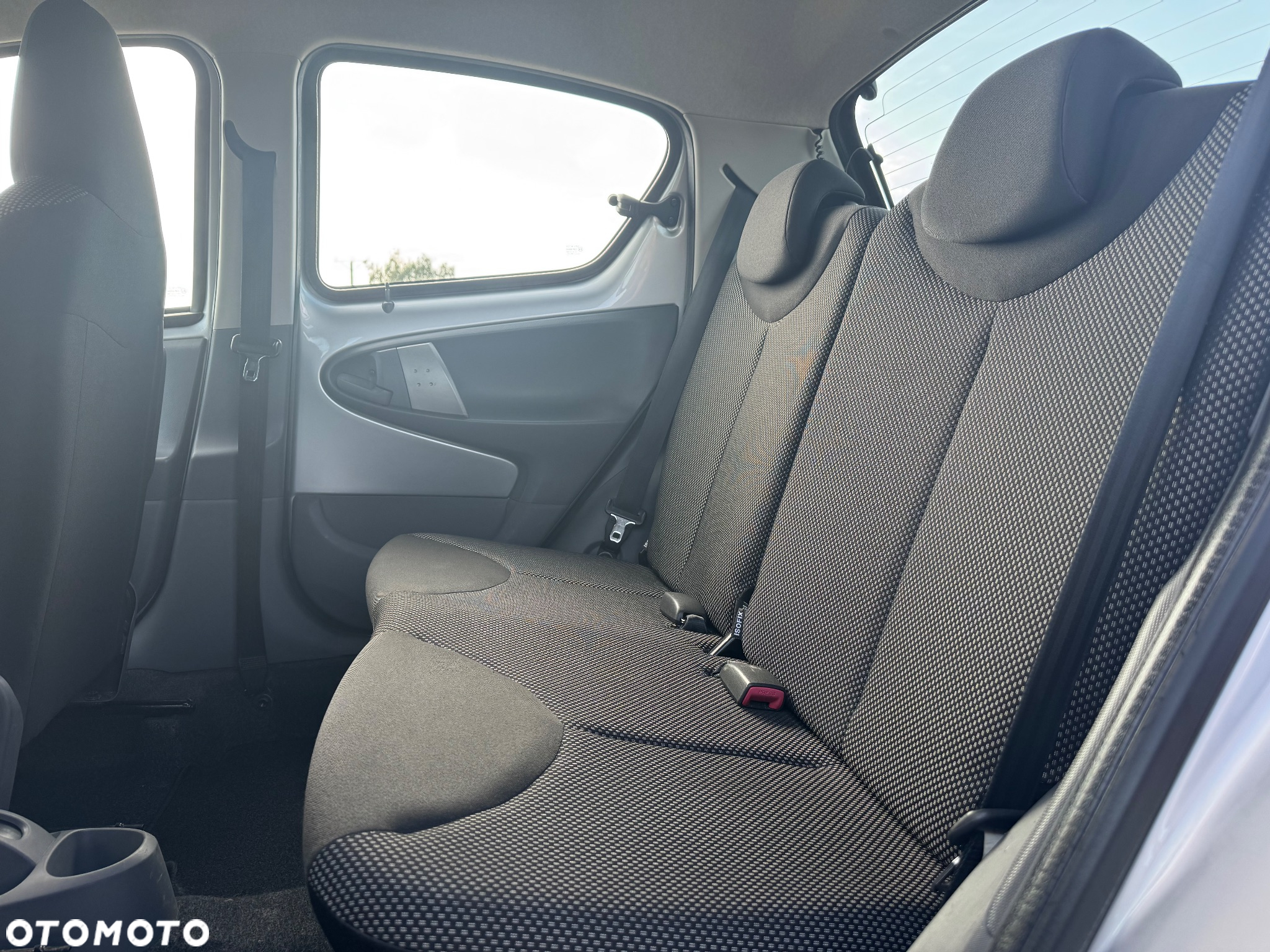 Toyota Aygo 1.0 VVT-i Luna MM A/C - 15