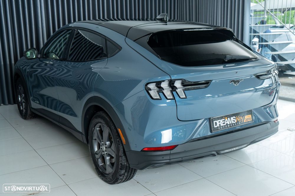 Ford Mustang Mach-E Standard - 28
