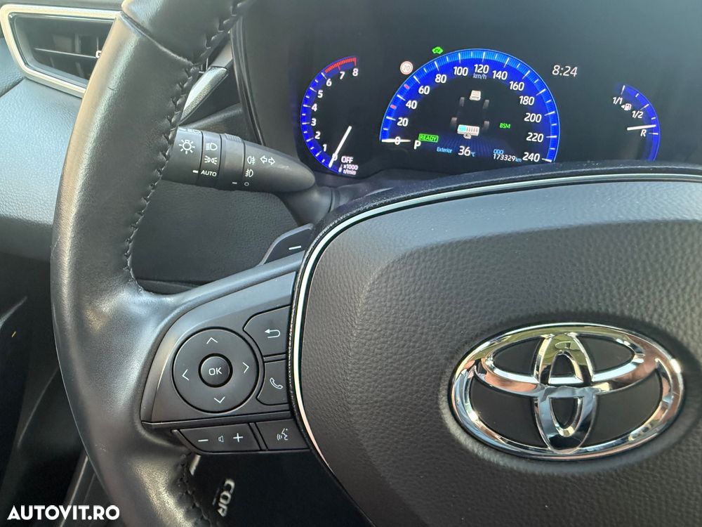 Toyota Corolla 2.0 HSD TS Exclusive Plus - 29